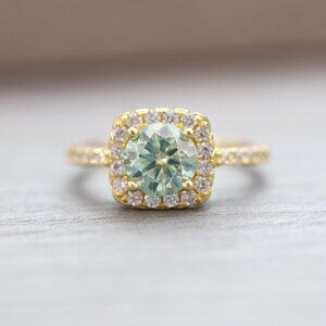 S925 1ct Aqua Blue Moissanite Diamond Halo Style Engagement Ring Sterling Silver